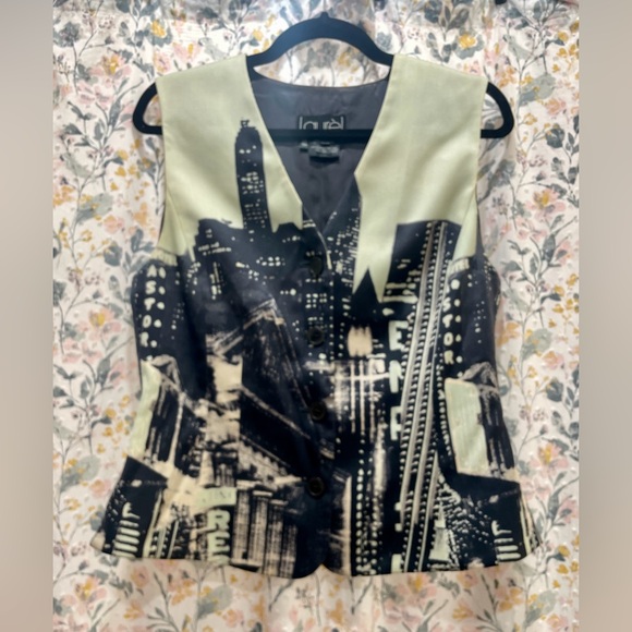 Vintage 1990s Laurèl by Escada NYC skyline wool vest, 40 - Picture 2 of 5